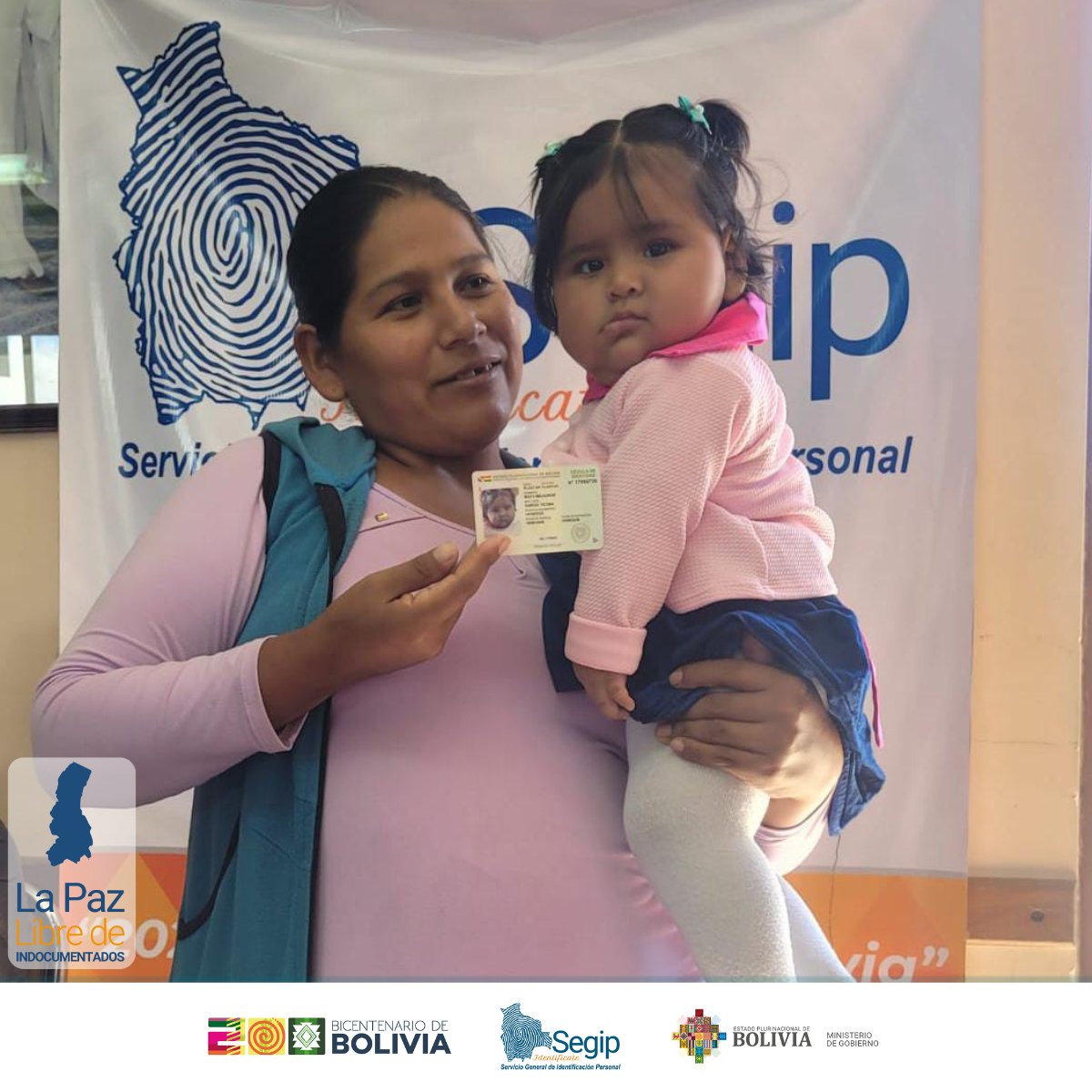 📍 Apando, Coroico | La Paz

¡Hoy nuestra atención está presente en el Hospital General de los Yungas!

Las #BrigadasDelBicentenario se desplegaron junto al Bono Juana Azurduy, para garantizar el derecho a la identidad de madres, niñas y niños en la localidad de Apando.