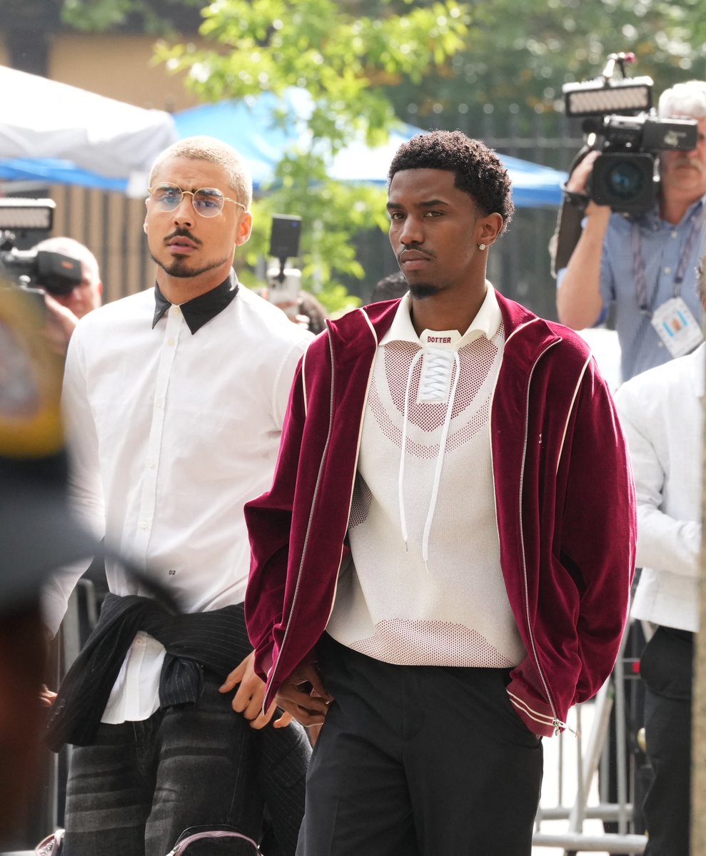 TheShadeRoom's tweet photo. #TSRTrialWatch Diddy's son, King Combs and his stepson, Quincy Brown have arrived at Manhattan Federal Court for their father's sex trafficking trial.

It appears that Diddy's mother, Janice Combs, won't be in court today. https://t.co/cycfD7zNB7