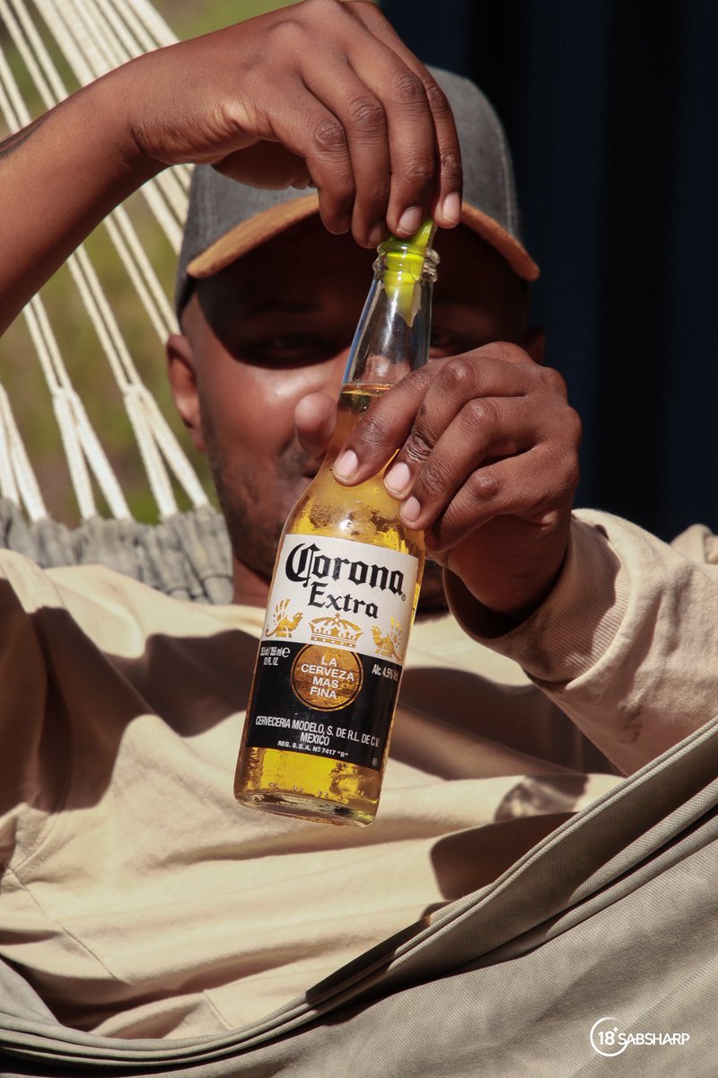 Tebogo_PinPin's tweet image. Nature, a good book, and stillness.
A breath of fresh air and a new chapter. 🌿

#ThisIsLiving #Ad