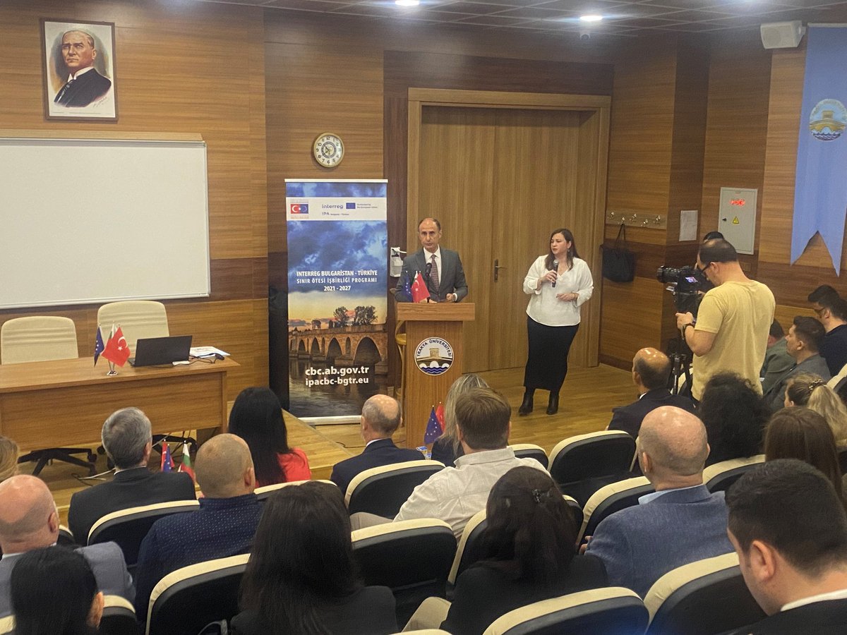 ABBaskanligi's tweet photo. #Interreg IPA Bulgaristan-Türkiye Programı’nın 2014-2020 döneminde hayata geçirilen ve Programın ilk stratejik projesi olan Mavi Büyüme Projesinin kapanış töreni projenin ortaklarından olan @trakya_univ de gerçekleştirildi.
#cbcbgtr #ipacbc https://t.co/LSaHdn9cQA