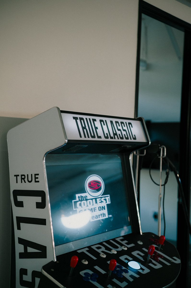 Mark Mastrandrea (@markbrazil) on Twitter photo A lot of unconventional tactics on how <a href="/trueclassictees/">True Classic</a> scaled a company. π
What really stood out though: the leadership duo.
<a href="/RyanBartlett/">Ryan Bartlett</a> brings vision, creativity, and risk.
<a href="/BYahalom/">Ben Diamond (Yahalom)</a> (aka βcyborgβ π€£) brings structure, discipline, and data.
Itβs rare to see this.
No A lot of unconventional tactics on how <a href="/trueclassictees/">True Classic</a> scaled a company. π
What really stood out though: the leadership duo.
<a href="/RyanBartlett/">Ryan Bartlett</a> brings vision, creativity, and risk.
<a href="/BYahalom/">Ben Diamond (Yahalom)</a> (aka βcyborgβ π€£) brings structure, discipline, and data.
Itβs rare to see this.
No