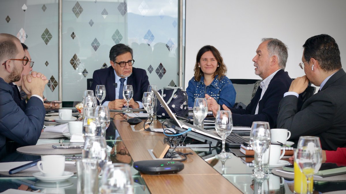 ANMColombia's tweet photo. #NoMásMercurio

Esta iniciativa busca proteger la salud de los colombianos, los ecosistemas estratégicos y las fuentes hídricas del impacto de este elemento , así como incluir en el Código Penal un nuevo delito ambiental que sancione a quienes promuevan o faciliten su uso. https://t.co/hFRcUkf344