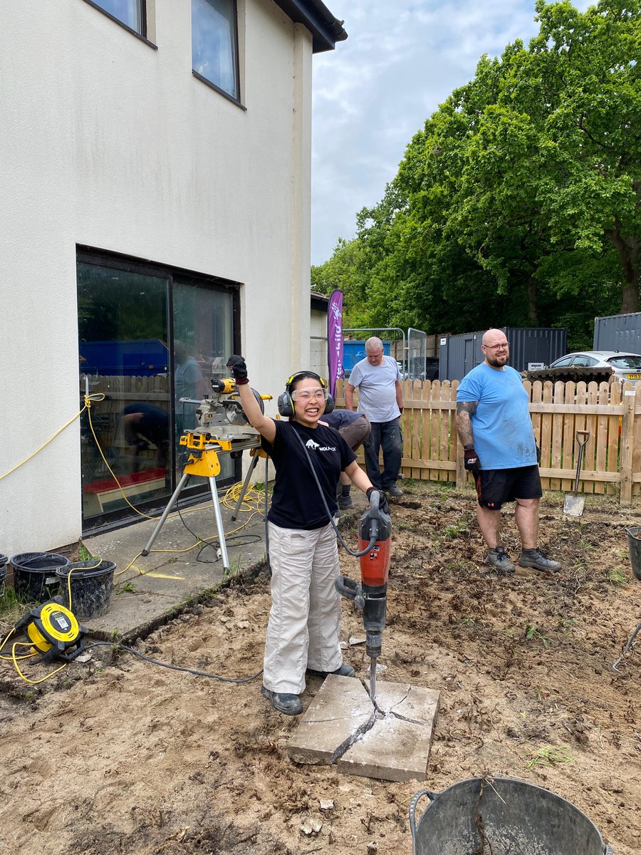 BadWolf_TV's tweet photo. Week 2 of our ‘Bad Wolves Give Back’ volunteering month and our team continues to roll up their sleeves and make a difference.

We’re so proud of the energy and heart our team is bringing to every volunteering day - and there’s more to come! https://t.co/T7V4vrjDbp