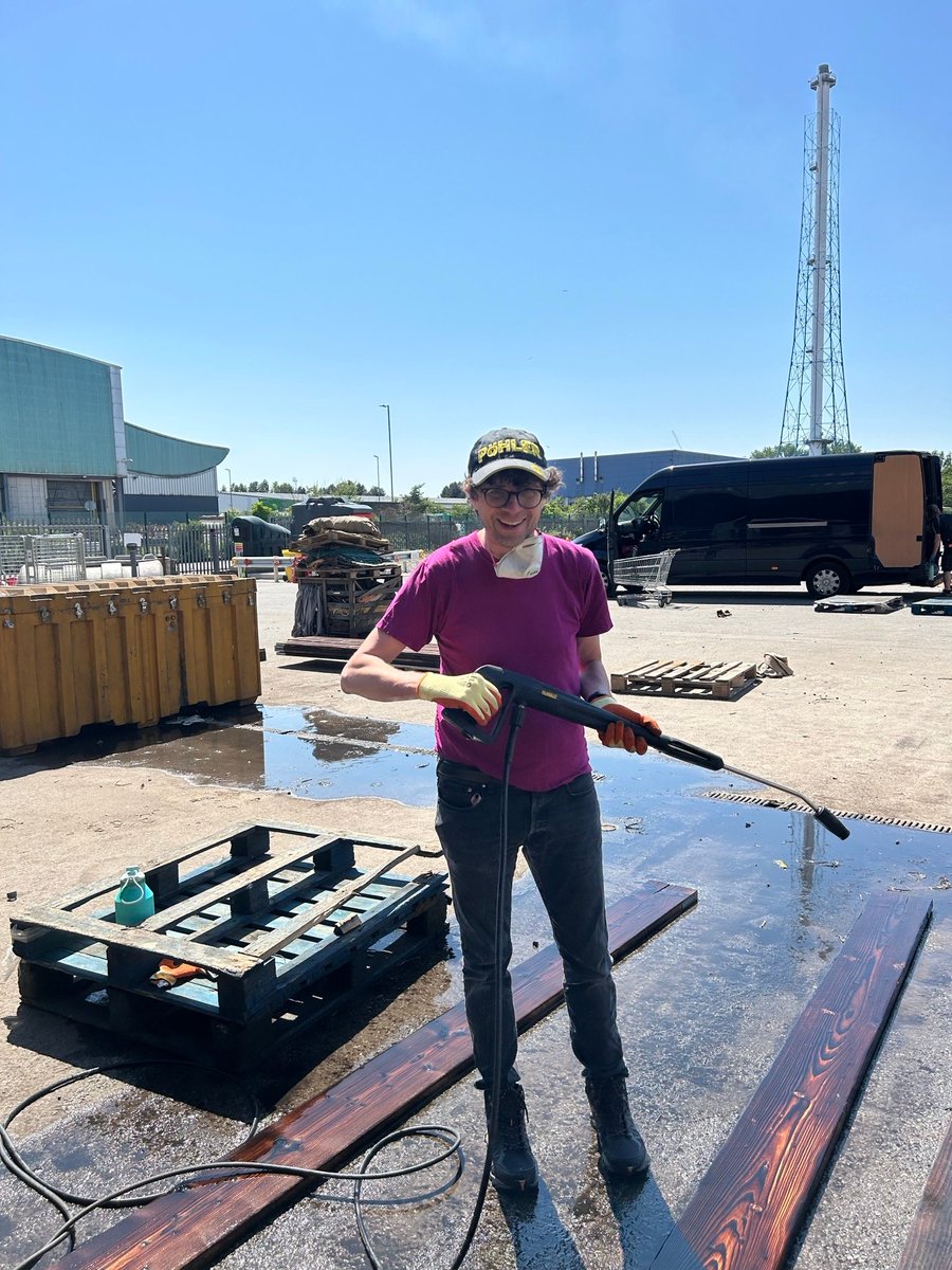 Week 2 of our ‘Bad Wolves Give Back’ volunteering month and our team continues to roll up their sleeves and make a difference.

We’re so proud of the energy and heart our team is bringing to every volunteering day - and there’s more to come!