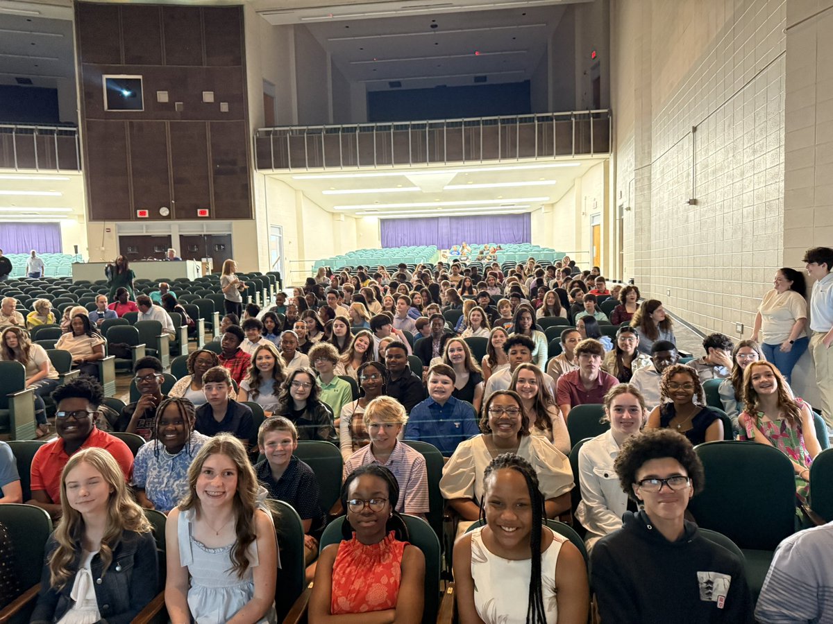 TupeloMiddle's tweet image. Congratulations Class of 2030!! 🌊💛