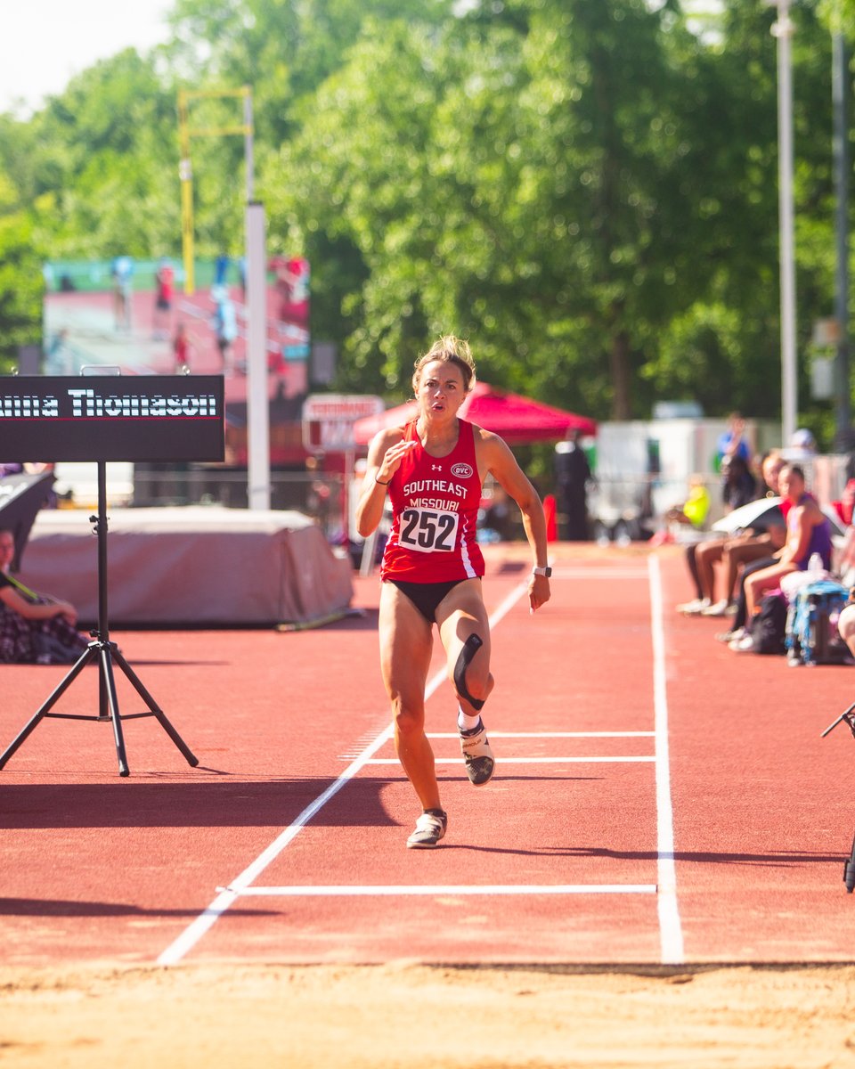 SEMOXCTF's tweet photo. Women's Heptathlon Long Jump
Anna Thomason - 👑 - 18' 11.25"
Kendall Holweg - 🥉- 17' 7.75"
Tayler Gudde - 6th - 16' 8.50"

#FeelinRowdy https://t.co/WfKfgUjLd8