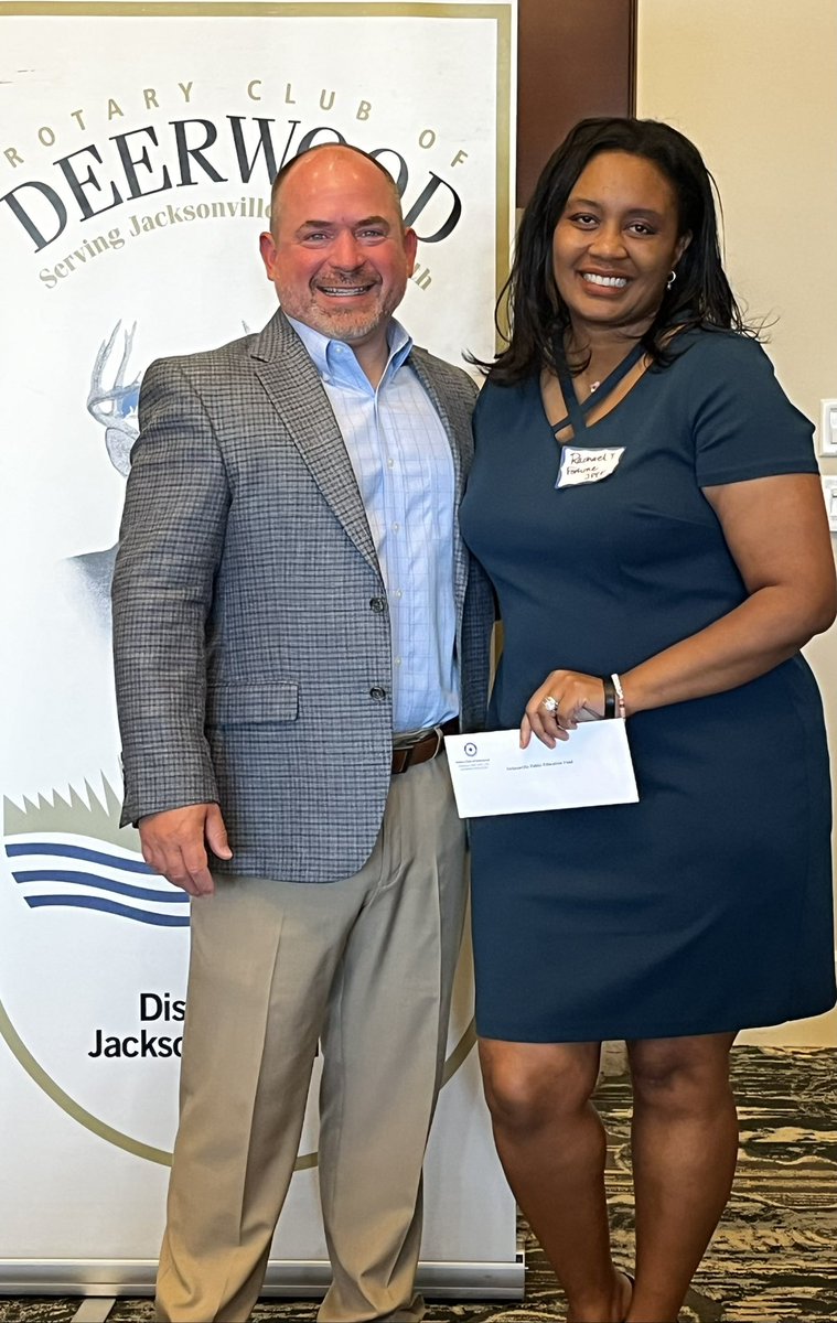 Thank you to the Rotary Club of Deerwood for their support of Duval County educators! The EDDY Awards came out of this club’s belief that outstanding teachers deserve public recognition and we appreciate their continued commitment to recognizing great teachers.