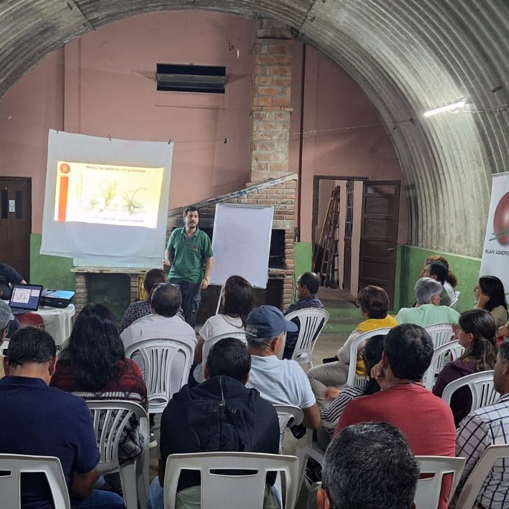 Plan Agropecuario (@planagro) on Twitter photo #Ayer en📍Tala, Canelones
Jornada Técnica
✔️Recuperar y seguir
👥Productores hortícolas y ganaderos afectados por temporal
🗣️<a href="/HernanBuenoL/">Hernán Bueno Larroque</a>
📌SFR Tala, Salón "Los Pinos"
#CAD <a href="/IdCanelones/">IntendenciaCanelones</a> <a href="/FagroUdelar/">Facultad Agronomía</a> <a href="/MGAPUruguay/">MGAP</a> <a href="/INC_Uruguay/">INC_Uruguay</a> <a href="/INIA_Uy/">INIA URUGUAY</a> #PlanAgro #Ayer en📍Tala, Canelones
Jornada Técnica
✔️Recuperar y seguir
👥Productores hortícolas y ganaderos afectados por temporal
🗣️<a href="/HernanBuenoL/">Hernán Bueno Larroque</a>
📌SFR Tala, Salón "Los Pinos"
#CAD <a href="/IdCanelones/">IntendenciaCanelones</a> <a href="/FagroUdelar/">Facultad Agronomía</a> <a href="/MGAPUruguay/">MGAP</a> <a href="/INC_Uruguay/">INC_Uruguay</a> <a href="/INIA_Uy/">INIA URUGUAY</a> #PlanAgro