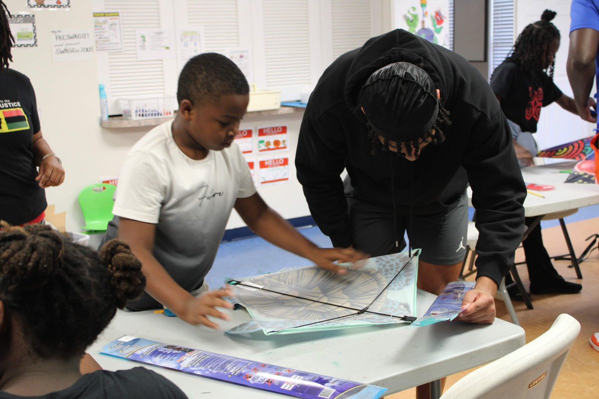 Devin Moore (@realdevinmoore3) on Twitter photo Had a great time building and flying kites at the after school program at Partnership for Strong Families’ SWAG Resource Center! Help support below! pfsf.org/get-involved/v…
<a href="/Fl_Victorious/">Florida Victorious</a> #FVFoundation Had a great time building and flying kites at the after school program at Partnership for Strong Families’ SWAG Resource Center! Help support below! pfsf.org/get-involved/v…
<a href="/Fl_Victorious/">Florida Victorious</a> #FVFoundation