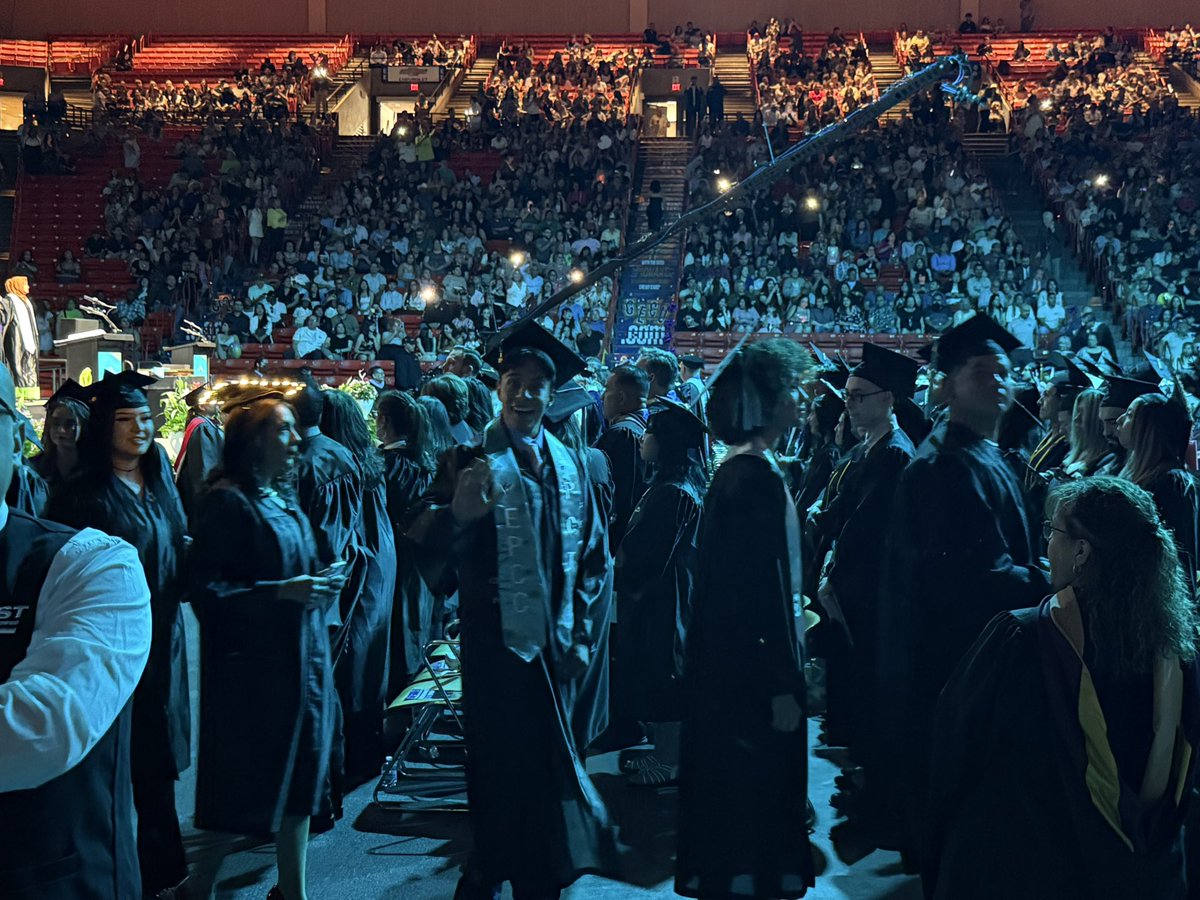 VaniaJean88's tweet image. Celebrating the FIRST cohort of PCT Level 1 Certification graduates 🎓! We can’t hide our Big Red Pride for all that you have accomplished! Congratulations and this is only the beginning! #TheFutureStartsHere #THEDISTRICT @BelAirHigh @YsletaISDCTE @YsletaISD