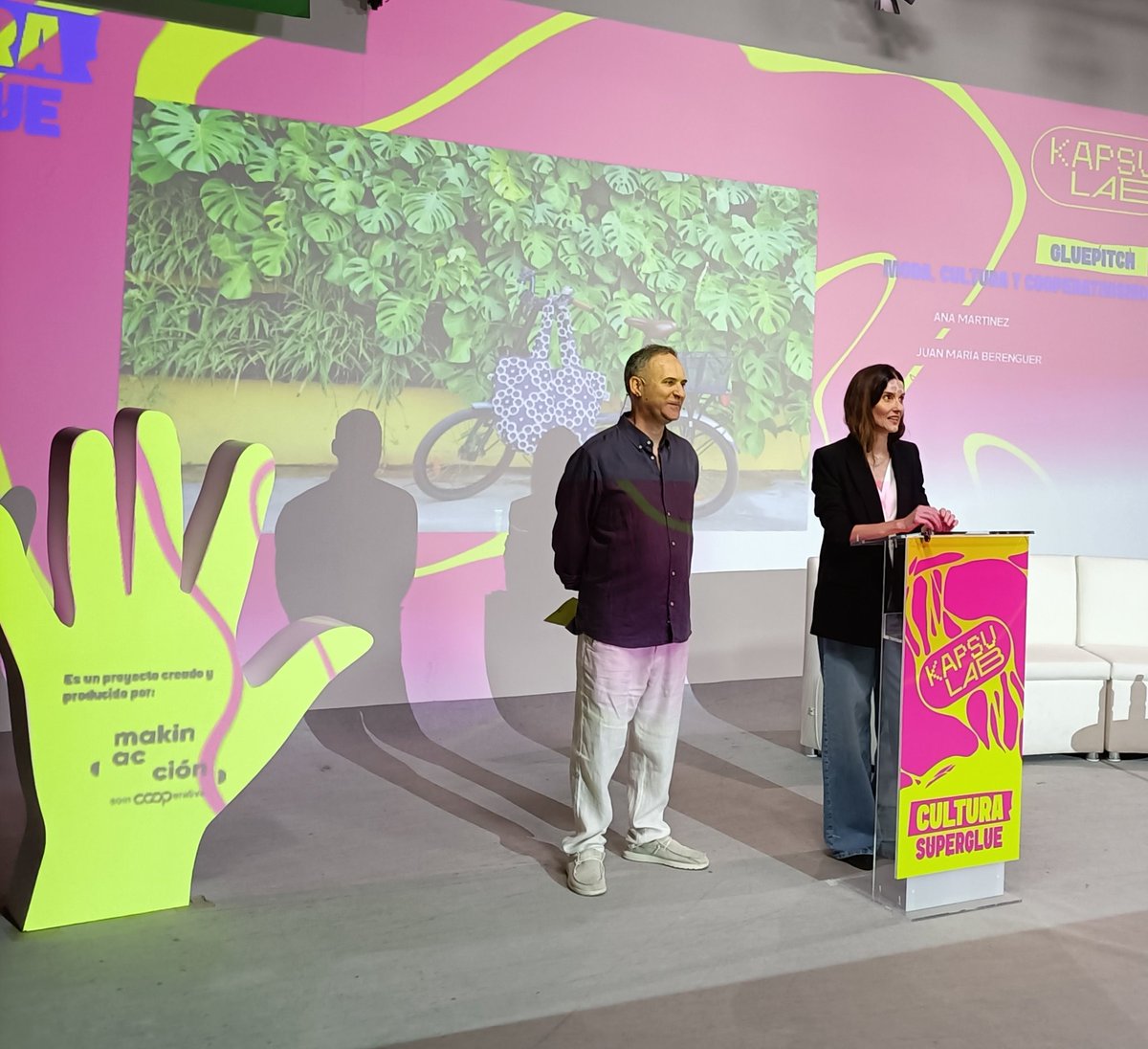 Kapsulab tweet media