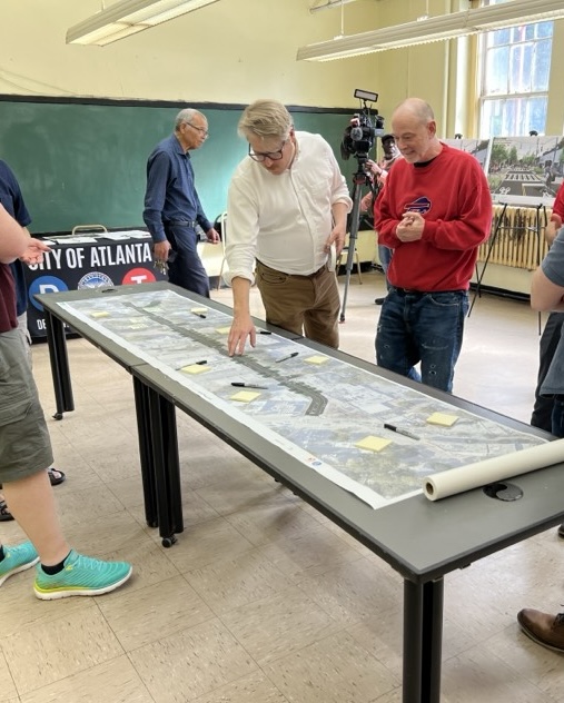 ATLDOT's tweet photo. Little Five Points, safety upgrades are in your future! Thank you for such a great turnout at the Euclid Avenue Safe Street meeting. It was great to view the proposed plans together and discuss your feedback.
#MovingAtlantaForward #VisionZeroATL #LittleFivePoints https://t.co/eKwEsIlgbM