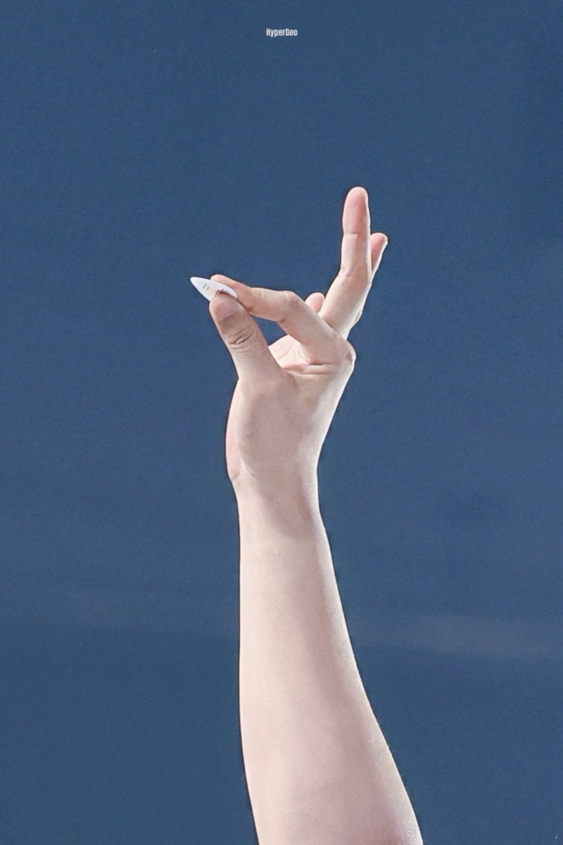 hypergeo1616's tweet image. 250516 Forever Young FINALE in SEOUL

#DAY6 #데이식스 #성진 #SUNGJIN