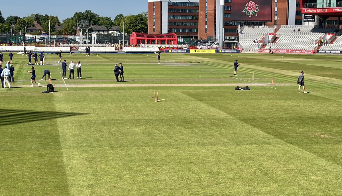 DavidGAdamson's tweet photo. Hard to remember so much good cricket weather in May #lancashirecricket #lccc https://t.co/WsbOX382RB