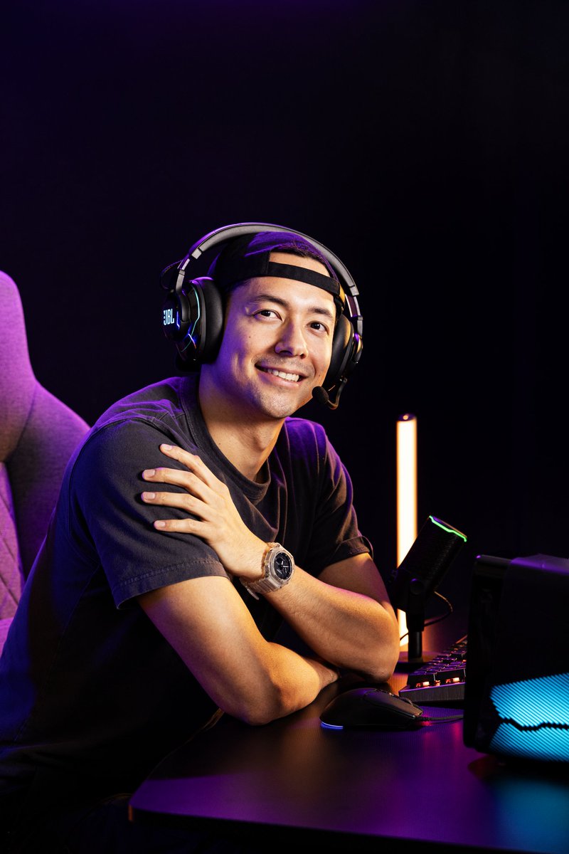 Mais quel BG 🥵

Les vrais sur son stream le savaient déjà, Lock est officiellement notre ambassadeur gaming 2025 !! 

Bienvenue dans la FAMILLE JBL <a href="/Lockl34r/">Locklear</a> 🫰