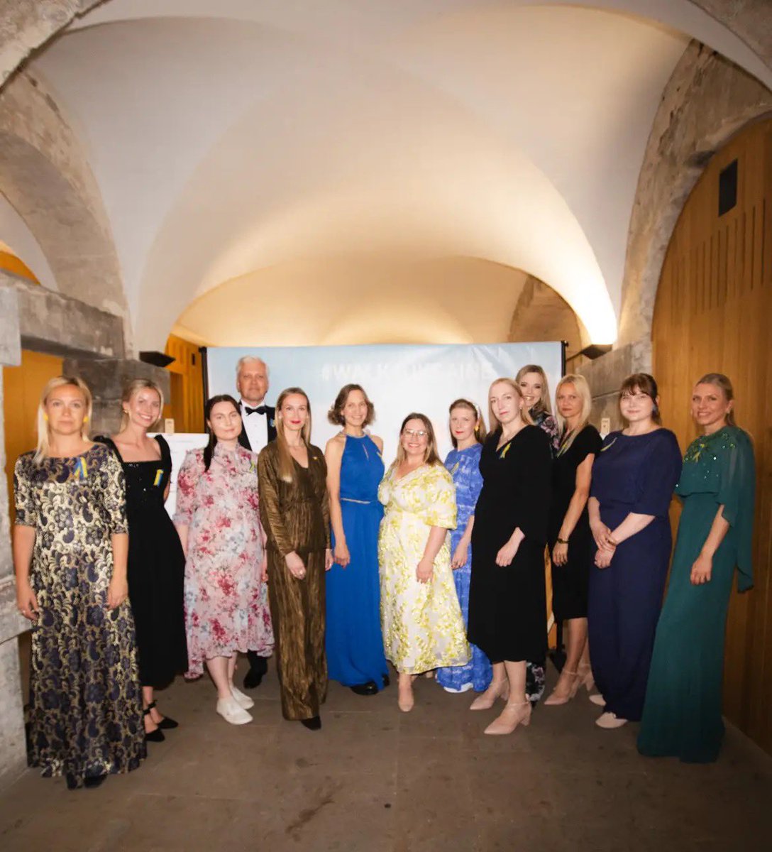 And this is our wonderful Embassy team who made it all happen! 🇪🇪❤️🇺🇦
#Walk4Ukraine