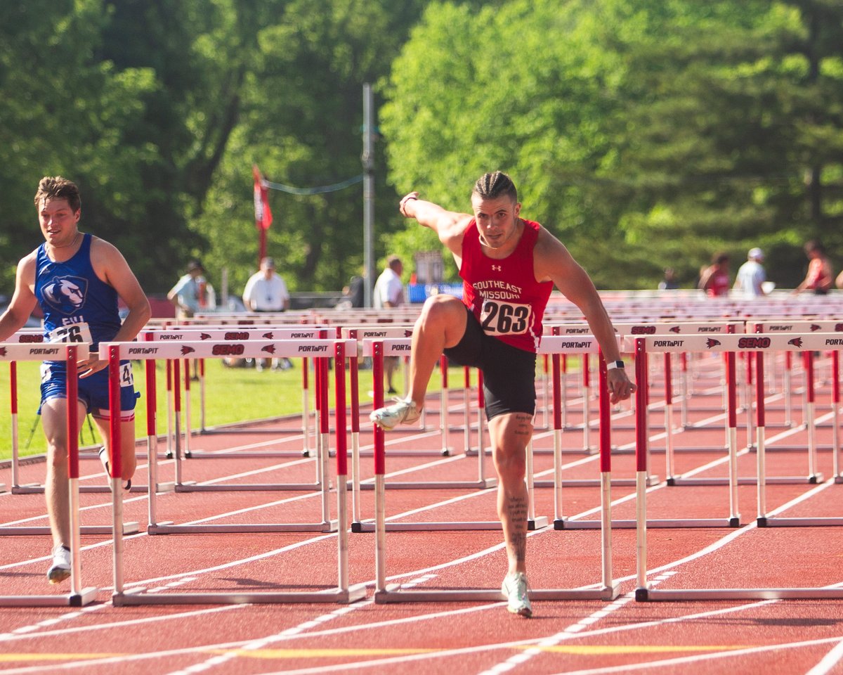 After 7 events in the decathlon 
Jake Casey - 4931 points - 3rd
Luis Schadlich - 2706 Points - 9th

#FeelinRowdy