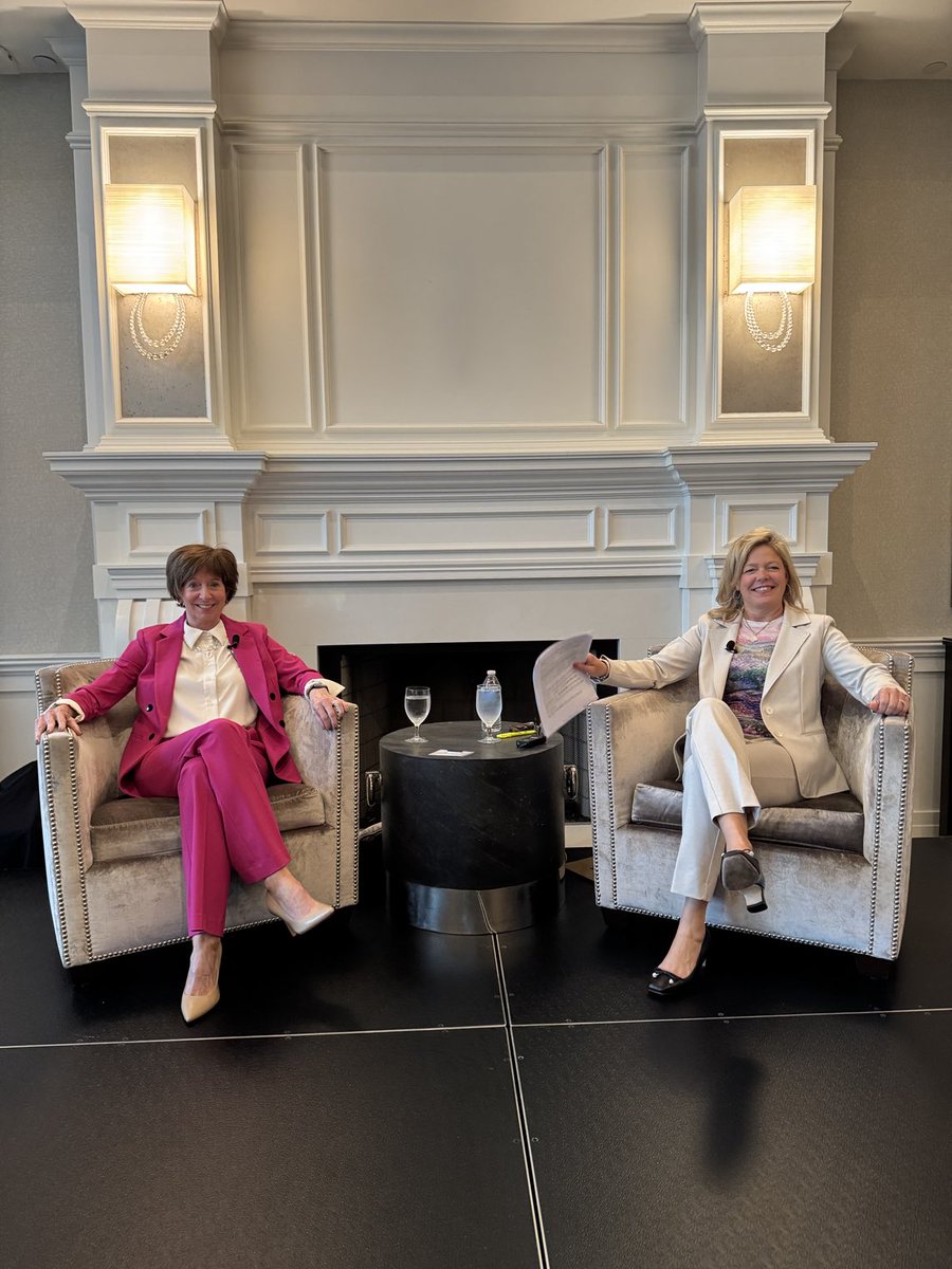 Thanks to the valley hospital women in health for hosting a Q &amp; A for 250 women moderated by Karen Robinson Keyes ❤️(awesome job) also in attendance former players Julie Henderson and Meaghan Leahy Palmer 🍀