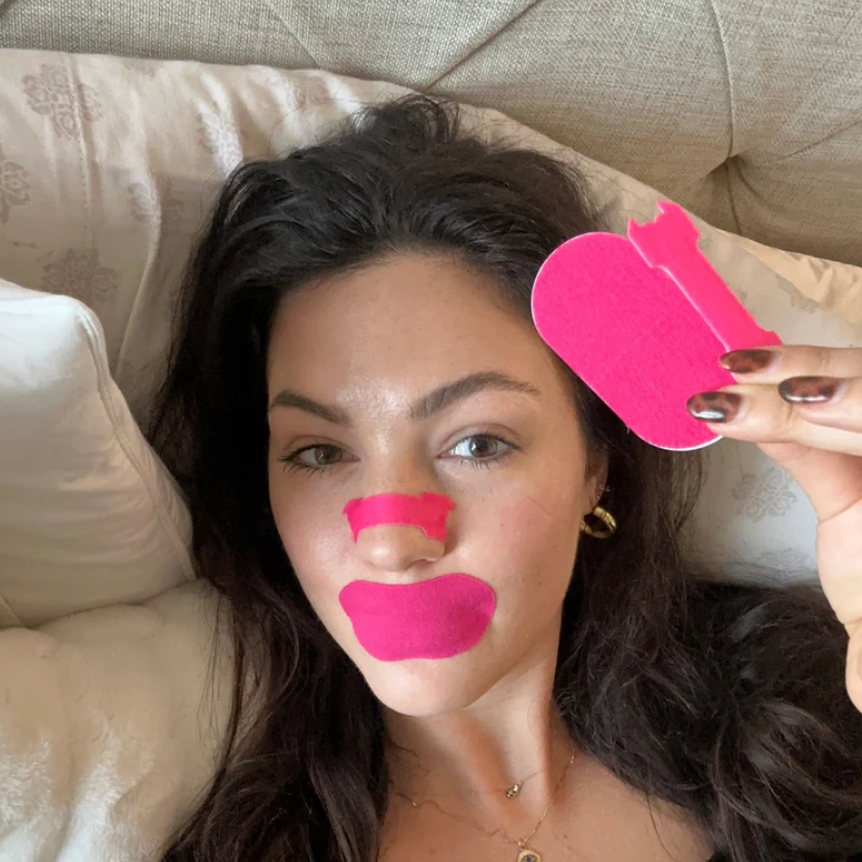 Hypnos__Sleep's tweet image. Wake up like a goddess.💤
Our Pink Mouth Tape promotes nasal breathing for deeper, healthier sleep.
Try the Aphrodite Pack and feel the difference. 😴
#AphroditePack #PinkMouthTape #SleepPretty #BeautySleep #MouthTapeMagic #SnoreLessSleepMore #NasalBreathing #WellnessTools