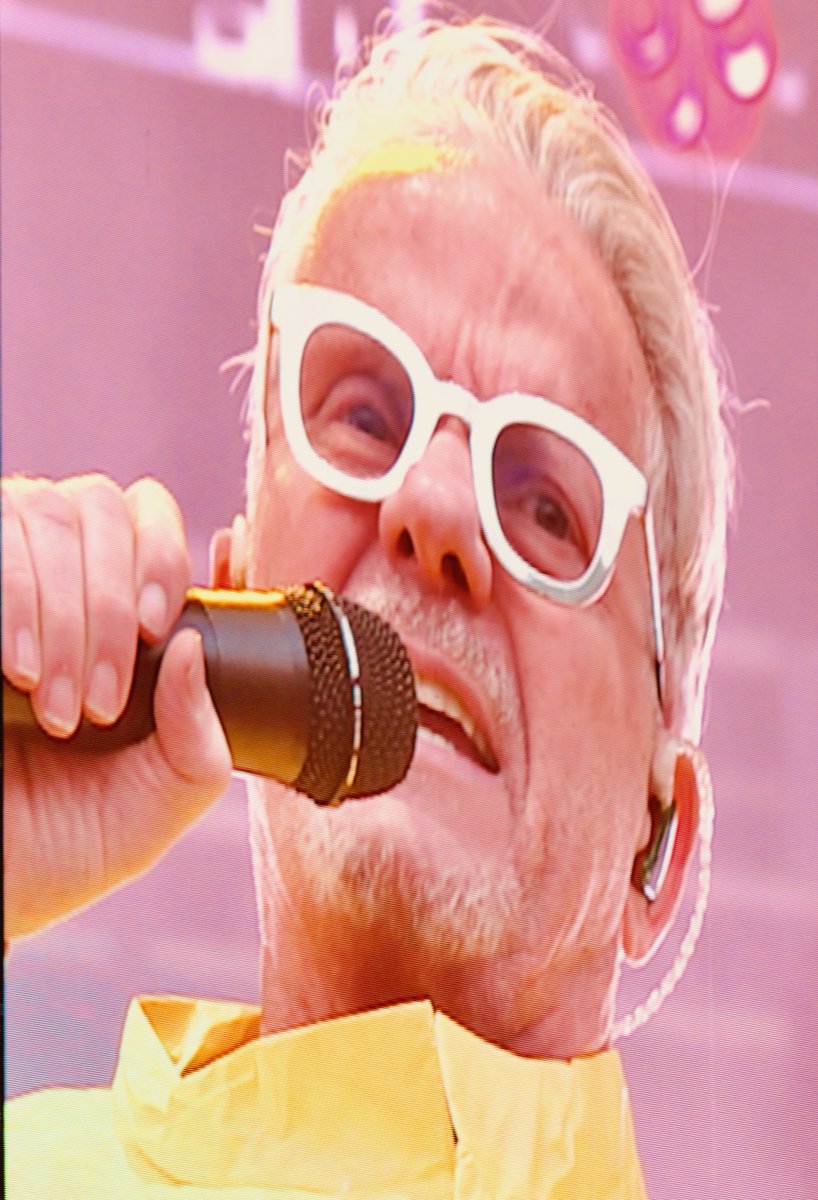 mjbialas's tweet photo. Day 1 of Kilby Block Party the May 15-18 music festival in Salt Lake City, featured sets by @futureislands, @DEVO  and @neworder . More PHOTOS: https://t.co/P7iIzQalV3 https://t.co/2RSeGA0UyZ