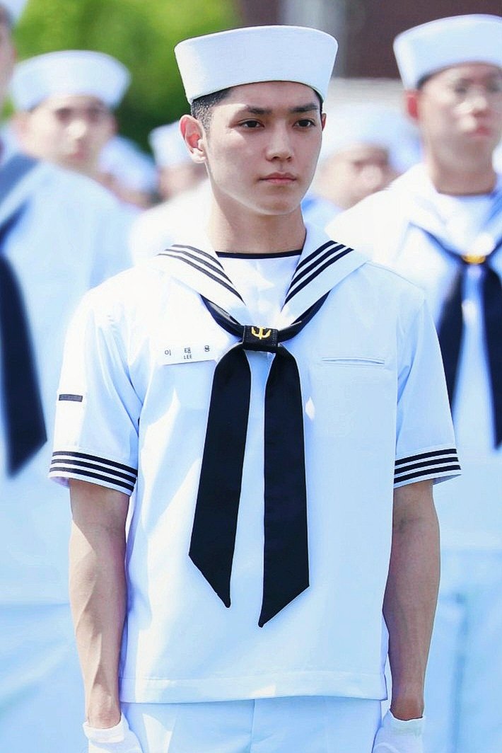 taeyongpictures's tweet photo. may 2024                         may 2025 https://t.co/qdyBvwh2DC