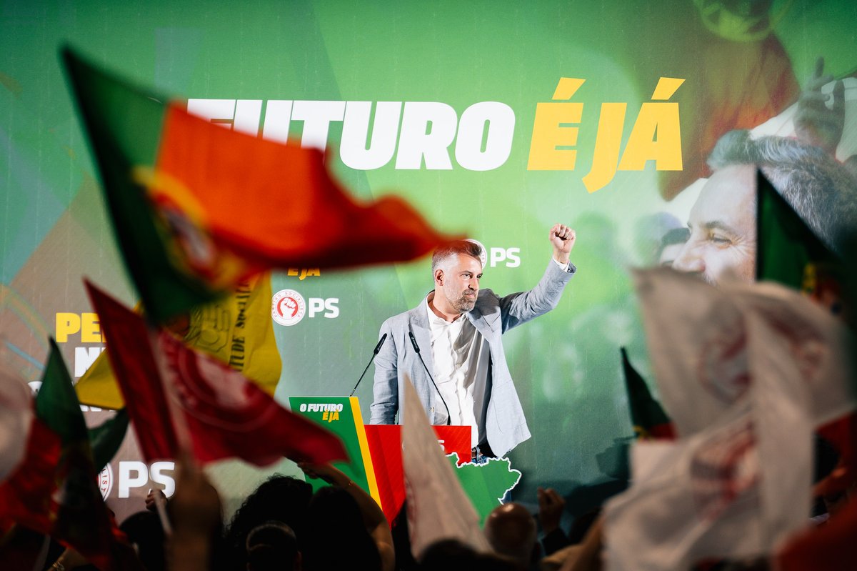 Soc_Intl's tweet image. On May 18, the people of Portugal go to the polls. The Socialist International proudly stands with our member party, the Portuguese Socialist Party, and its leader Pedro Nuno Santos in their commitment to a fairer, more just future for all. #PortugalVota #PS2025 #Eleições2025…