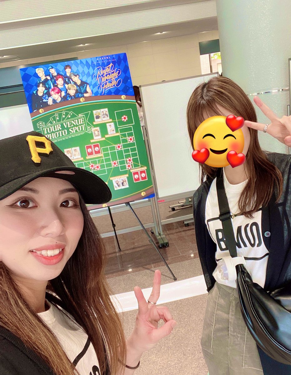 aaasugwr's tweet photo. 仙台最高だった…
次は東京❤️

2周年ほんとにおめでとう🎊

MUSEママ、少ししか力になれていないけれど応援しているからね😭💓💓💓

@mazzel_official @BMSG_official 
#イズミティ21
#royalstraightflush 
#MAZZEL #MAZZEL_RSF_Tour 
#MAZZEL_2ndAnniversary https://t.co/YfT0DJ6TTh