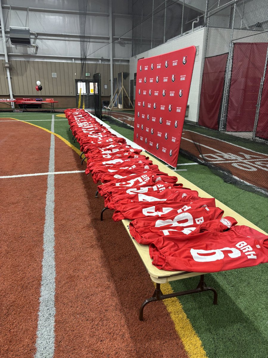 Had a great signing day last night. 42 signed the dotted line. Biggest class we have had here in a LONG time if not, ever. #BearOut