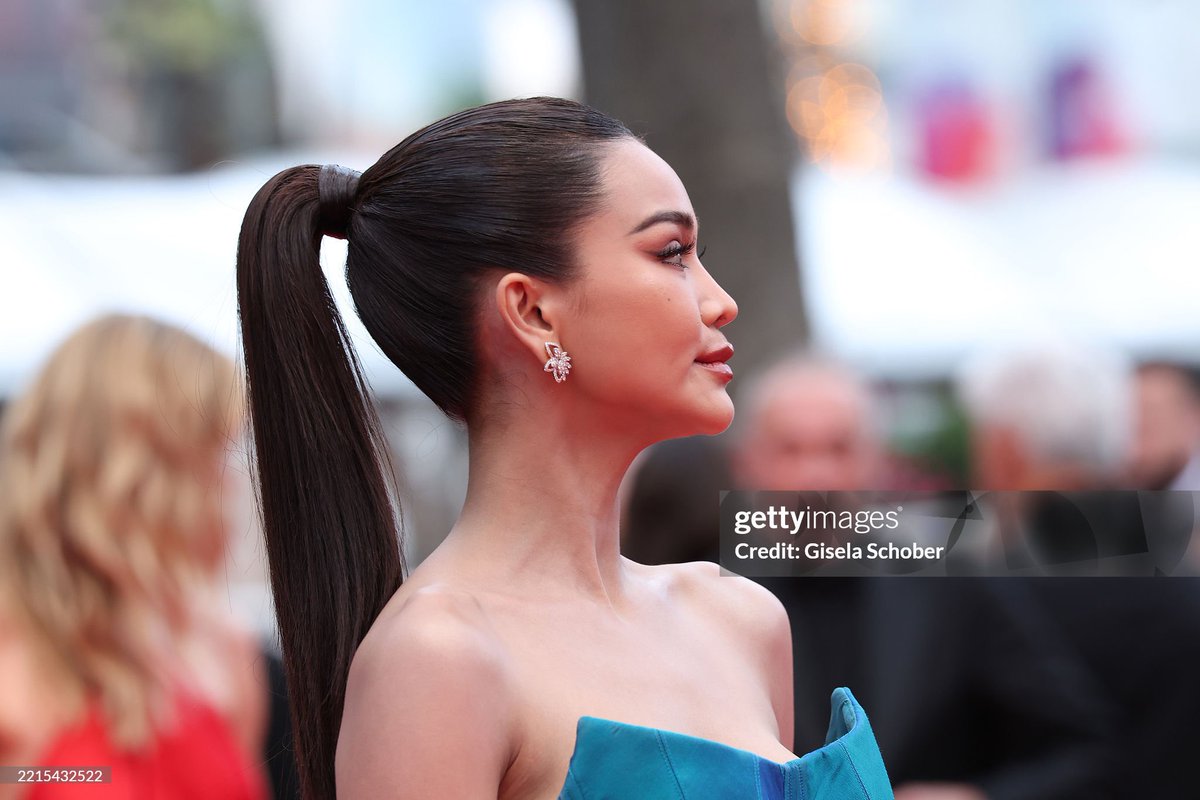 comet_wanderer's tweet photo. ENGFA ON RED CARPET
#ENGFAinCannesFilm2025 
#อิงฟ้ามหาชน #EngfaWaraha @EWaraha
         ∧＿∧
　(｡･ω･｡)つ━☆・*。
　⊂　　 /　　 ・゜+.
　しーＪ　　　°。+ https://t.co/W5jgCAVPPl