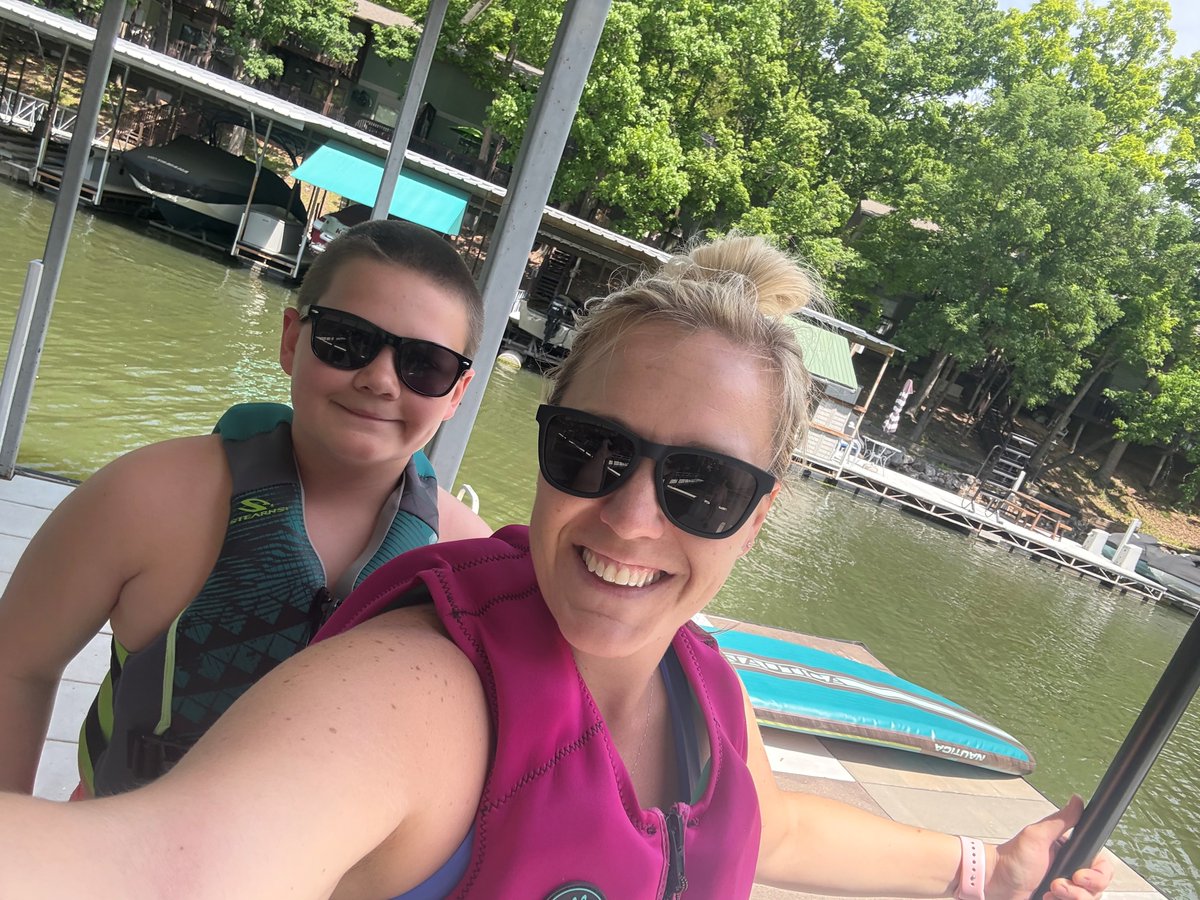 It’s Wear Your Life Jacket at Work Day! 🦺🌊⚓Water safety starts before boaters take to the water. Make sure life jackets are U.S. Coast Guard approved for the specific activity.

Show us your team in their life jackets today &amp; tag #wearyourlifejacketatworkday