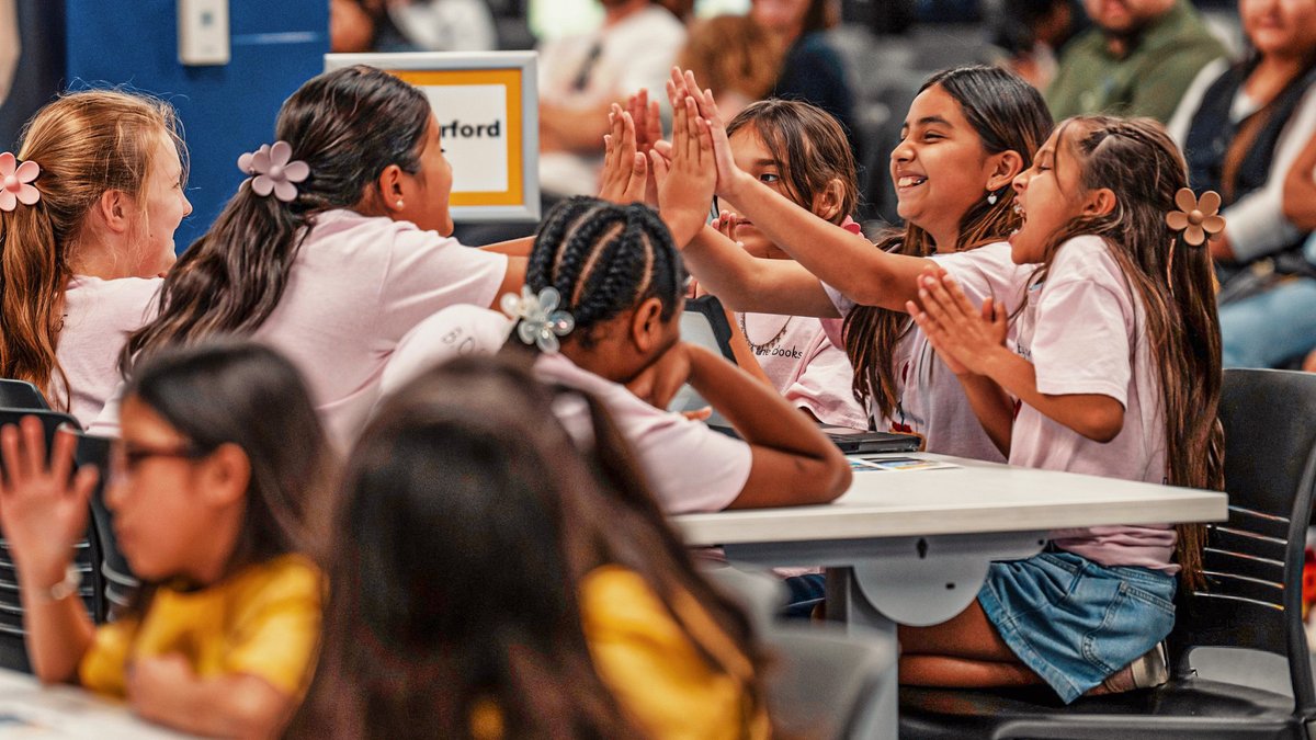 mesquiteisdtx's tweet image. Another amazing Battle of the Books 📚 from our library department! @mesqlibraries 👏