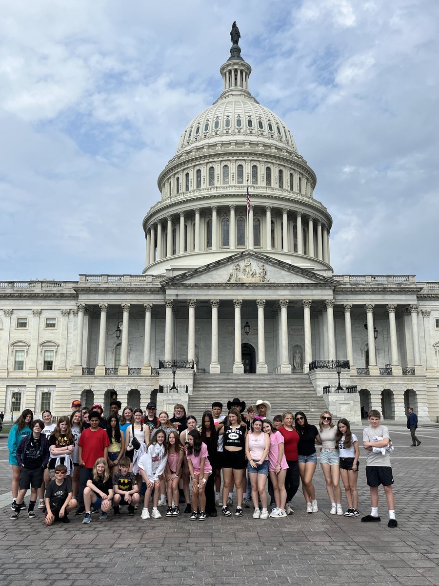 Mrs. Katie Rumbarger tweet media