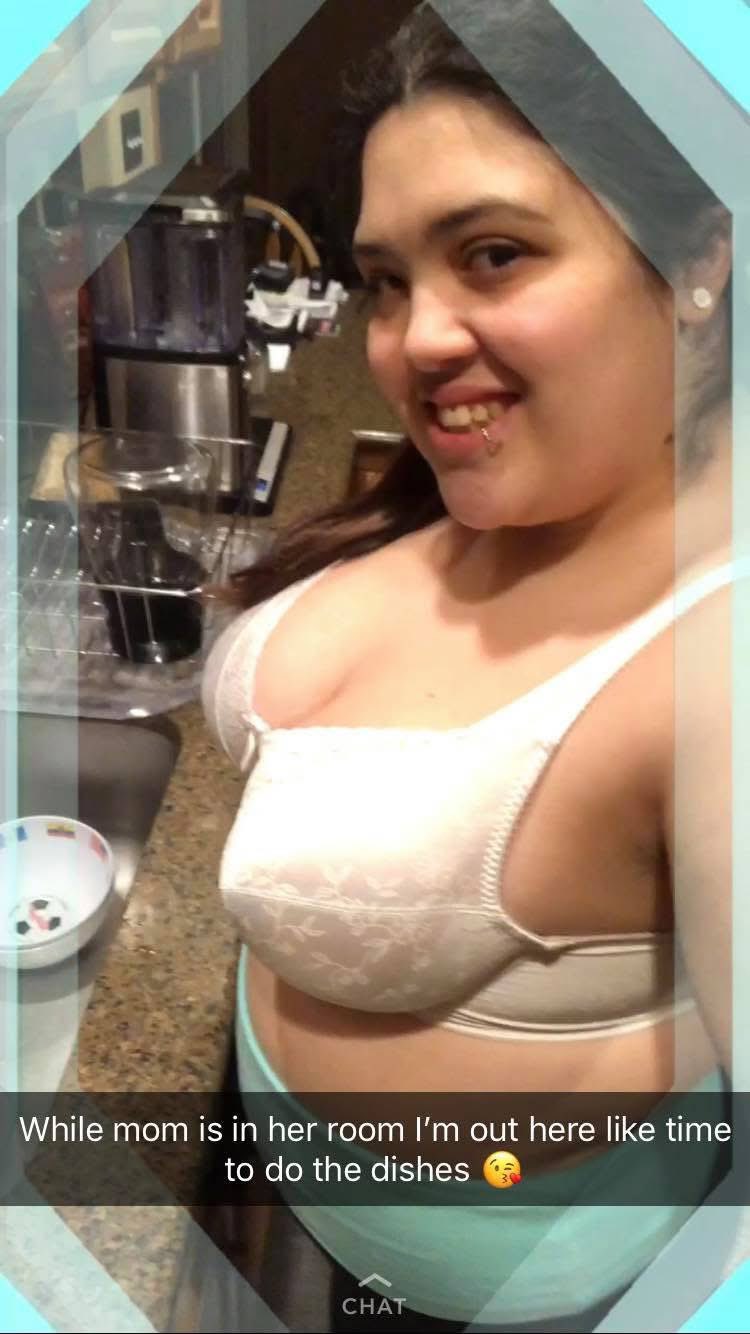 This is the type of snaps I’d be sending to my boo thang. And no I’m not giving out my snap all I receive are cocks. Just give me money you cluck! Cashapp: $n54killa https://t.co/QIfEHszz5b