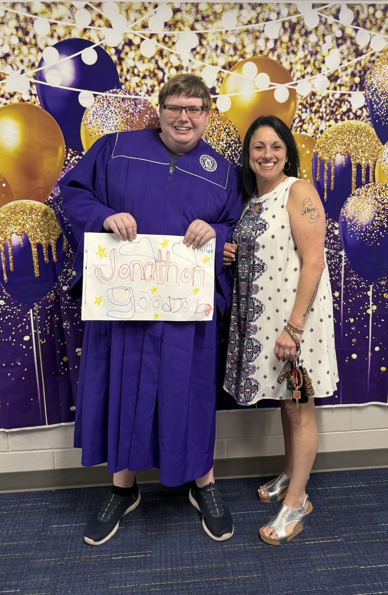 popcheffproud's tweet photo. When you see what the future can hold when we build a community that does things differently, you know that everyone can succeed! Way to go, JS! So proud of you! @DrLindaWatkins @mr_worden @TarynJRichard @WayneTwpSuper @SandersSELF @Sanders_SW https://t.co/QTwcAcIB4l