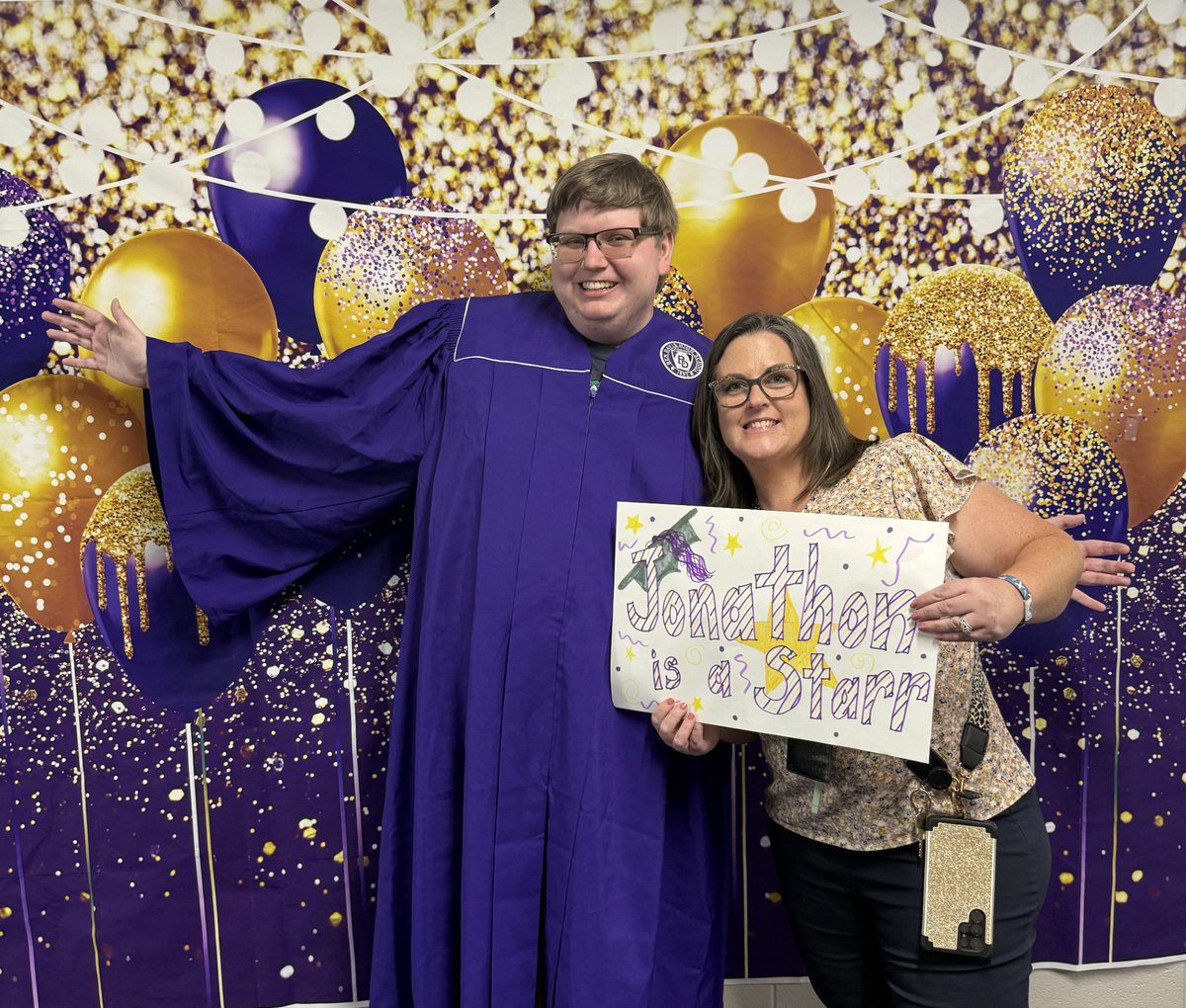 popcheffproud's tweet photo. When you see what the future can hold when we build a community that does things differently, you know that everyone can succeed! Way to go, JS! So proud of you! @DrLindaWatkins @mr_worden @TarynJRichard @WayneTwpSuper @SandersSELF @Sanders_SW https://t.co/QTwcAcIB4l