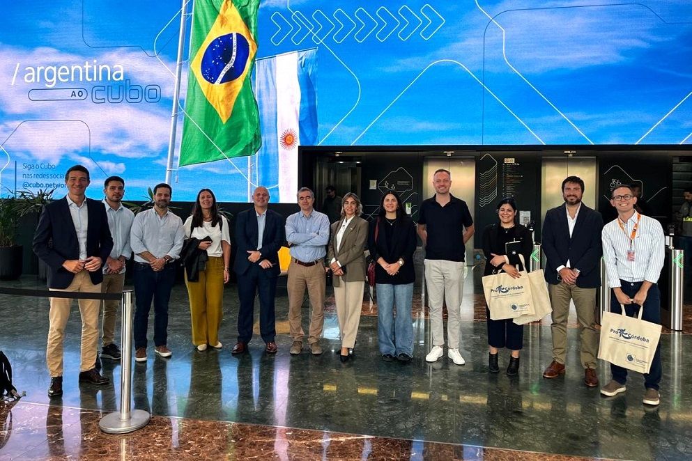 ConfluenciaPort's tweet photo. 💪Córdoba fortalece lazos comerciales en Brasil
✅Una delegación institucional y empresarial cordobesa participa en APAS Show, el Foro Mundial de Economía Circular y el Córdoba Day San Pablo, promoviendo el desarrollo productivo y nuevas oportunidades de negocios con 🇧🇷
#APASShow
Más Info 👉 https://t.co/x9ZoWUibGE