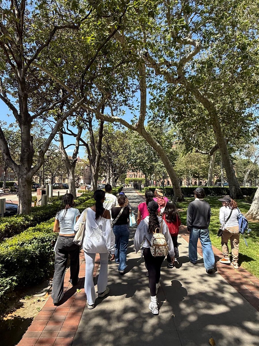 Our Resident Services team hosted a college tour to the University of Southern California, giving residents a valuable opportunity to explore the campus, learn about admissions and envision their future in higher education. It was an inspiring and informative day for everyone.