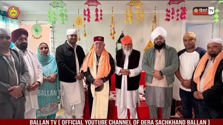 Chamarwara's tweet photo. Peter, an Australian citizen, completed his PhD on the life of Satguru Ravidass Ji Maharaj and had the opportunity to meet Shri 108 Sant Niranjan Dass Ji Maharaj ji. 

#chamar #ramdasia #ravidassia https://t.co/Bt7Y0DZgZg