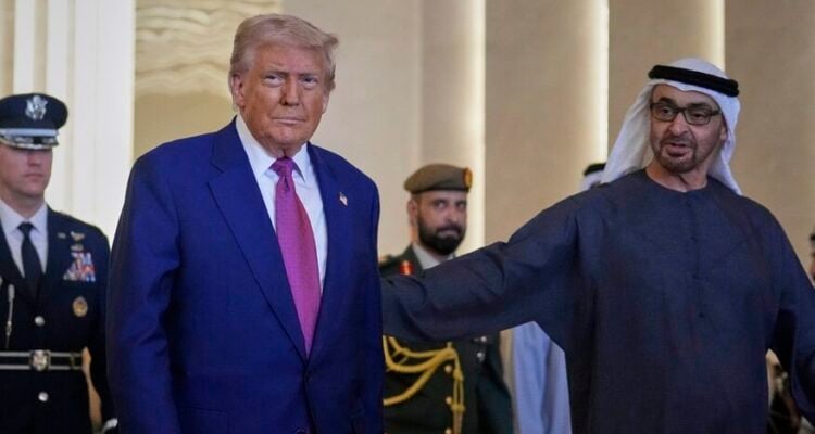 edrormba's tweet photo. Trump: Make Gaza a 'freedom zone' under US control, 'we are dealing with Hamas' | World Israel News https://t.co/83EYFb958S #hamascrimes #Gaza #Palistan #Trump #USA #FreedomZone #Israel https://t.co/5x15P2qMPq