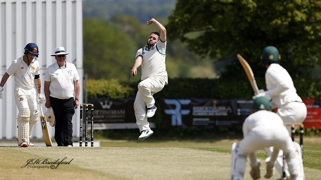NottsPrem's tweet photo. Matchday 5 in the #NPL 

@AttenboroughCC v @KimberleyICC 
@ClipstoneClub v @CavsCarrington 
@cuckneycc v @collinghamdcc 
@PapplewickCC v @NottsAndArnold 
@PlumtreeCC v @HucknallCC 
@WollatonCC v @WelbeckCricket 

Enjoy! https://t.co/d3Ir8mnH9L