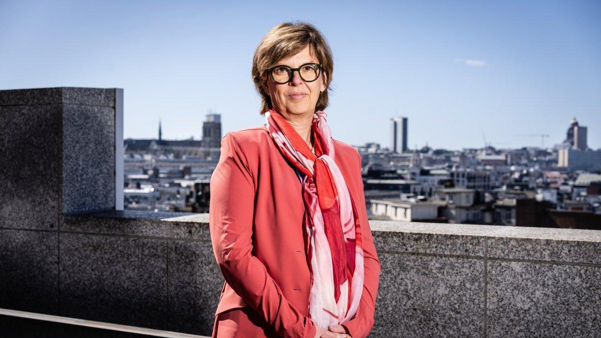 Euroclear-topvrouw: 'Russische tegoeden confisqueren vormt systeemrisico voor de financiële markten' tijd.be/ondernemen/ban…