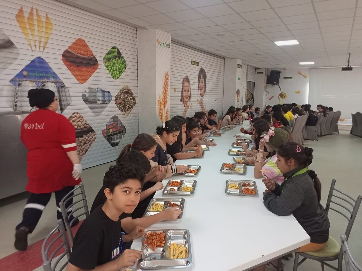100.YIL AKKENT ORTAOKULU (@100akkent) on Twitter photo 5. sınıf öğrencilerimiz bugün öğretmenlerimiz Sayın Sevda ATEŞ BÜTÜNER ve Sayın Kamuran ORTAÇ ile birlikte Arbella Makarna Fabrikası’nı ziyaret ettiler. <a href="/valiatillatoros/">Atilla Toros</a> <a href="/MersinMEM/">Mersin İl Millî Eğitim Müdürlüğü</a> <a href="/fazilet_durmus/">Fazilet Öğretmen 🇹🇷</a> <a href="/yenisehirmem_33/">Yenişehir İlçe Milli Eğitim Müdürlüğü</a> <a href="/necmidinc/">M.Necmeddin Dinç</a> <a href="/AYILDIZ_EBS/">Abdurrahman YILDIZ</a> 5. sınıf öğrencilerimiz bugün öğretmenlerimiz Sayın Sevda ATEŞ BÜTÜNER ve Sayın Kamuran ORTAÇ ile birlikte Arbella Makarna Fabrikası’nı ziyaret ettiler. <a href="/valiatillatoros/">Atilla Toros</a> <a href="/MersinMEM/">Mersin İl Millî Eğitim Müdürlüğü</a> <a href="/fazilet_durmus/">Fazilet Öğretmen 🇹🇷</a> <a href="/yenisehirmem_33/">Yenişehir İlçe Milli Eğitim Müdürlüğü</a> <a href="/necmidinc/">M.Necmeddin Dinç</a> <a href="/AYILDIZ_EBS/">Abdurrahman YILDIZ</a>