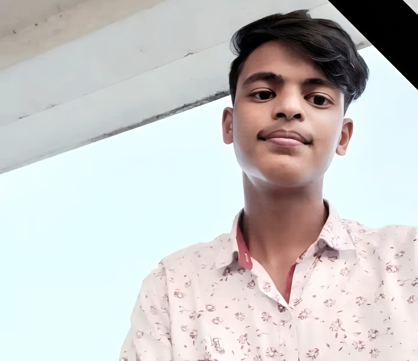 সবাইকে কষ্ট দিছি, বন্ধু তোরা আসিস আমার জানাজায়, চিরকুট লিখে পরীক্ষার্থীর আত্মহত্যা