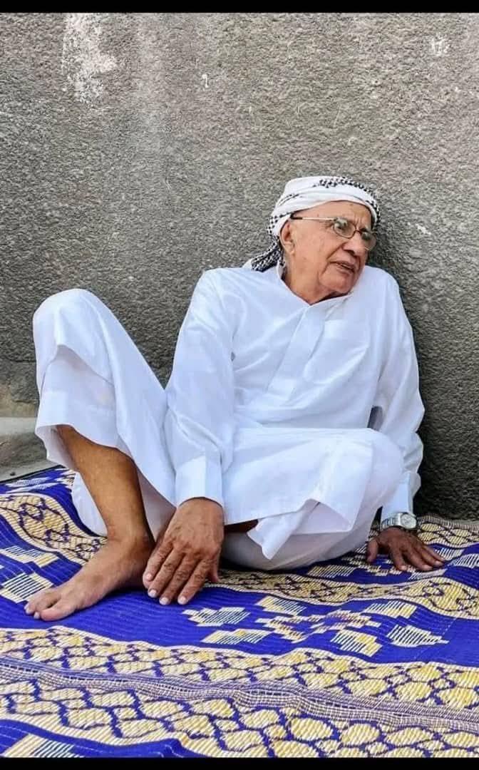 غينة اليافعي 🌹🌹 (@alyafeighinh) on Twitter photo محمد بن همام  محافظ البنك المركزي سابقا
لم يغادر الى بلد اخر لم يستقر في ابوظبي ولا الرياض ولا مصر ولا غيرها
رجع الى حضرموت منطقة غيل باوزير
العصرية تحت البيت شاي وحنظل 
النظيف نظيف😍😍 محمد بن همام  محافظ البنك المركزي سابقا
لم يغادر الى بلد اخر لم يستقر في ابوظبي ولا الرياض ولا مصر ولا غيرها
رجع الى حضرموت منطقة غيل باوزير
العصرية تحت البيت شاي وحنظل 
النظيف نظيف😍😍