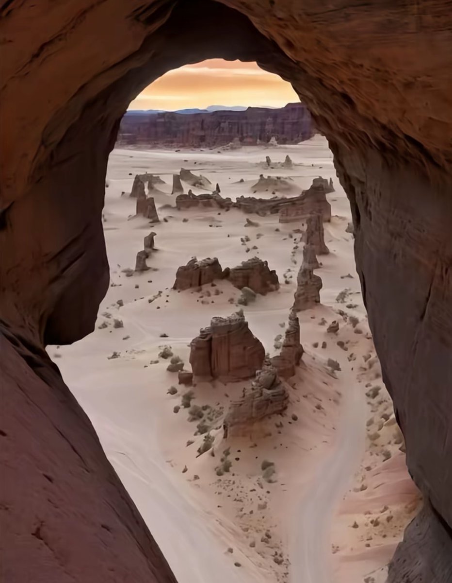 قفل عيونك بنسبة 80%