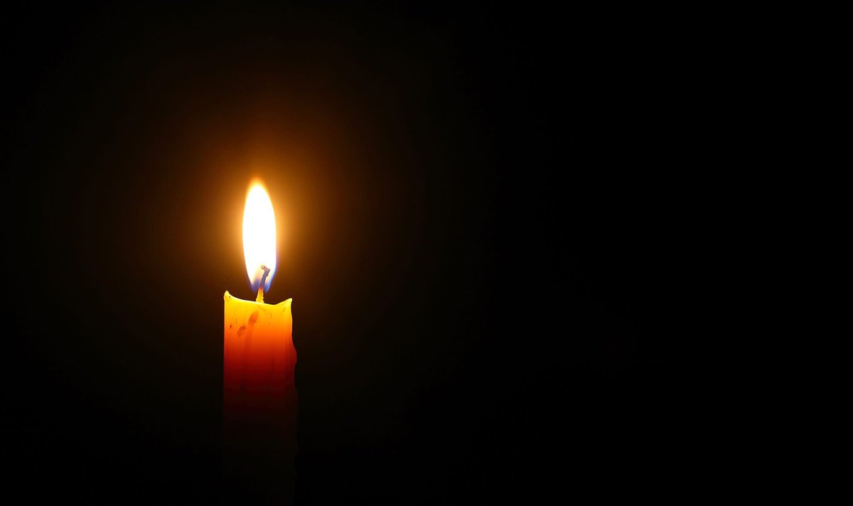 The DDSL send their sincere condolences to the family &amp; friends of Garda Kevin Flatley

A minutes silence will be held across league games this weekend 🙏🏻