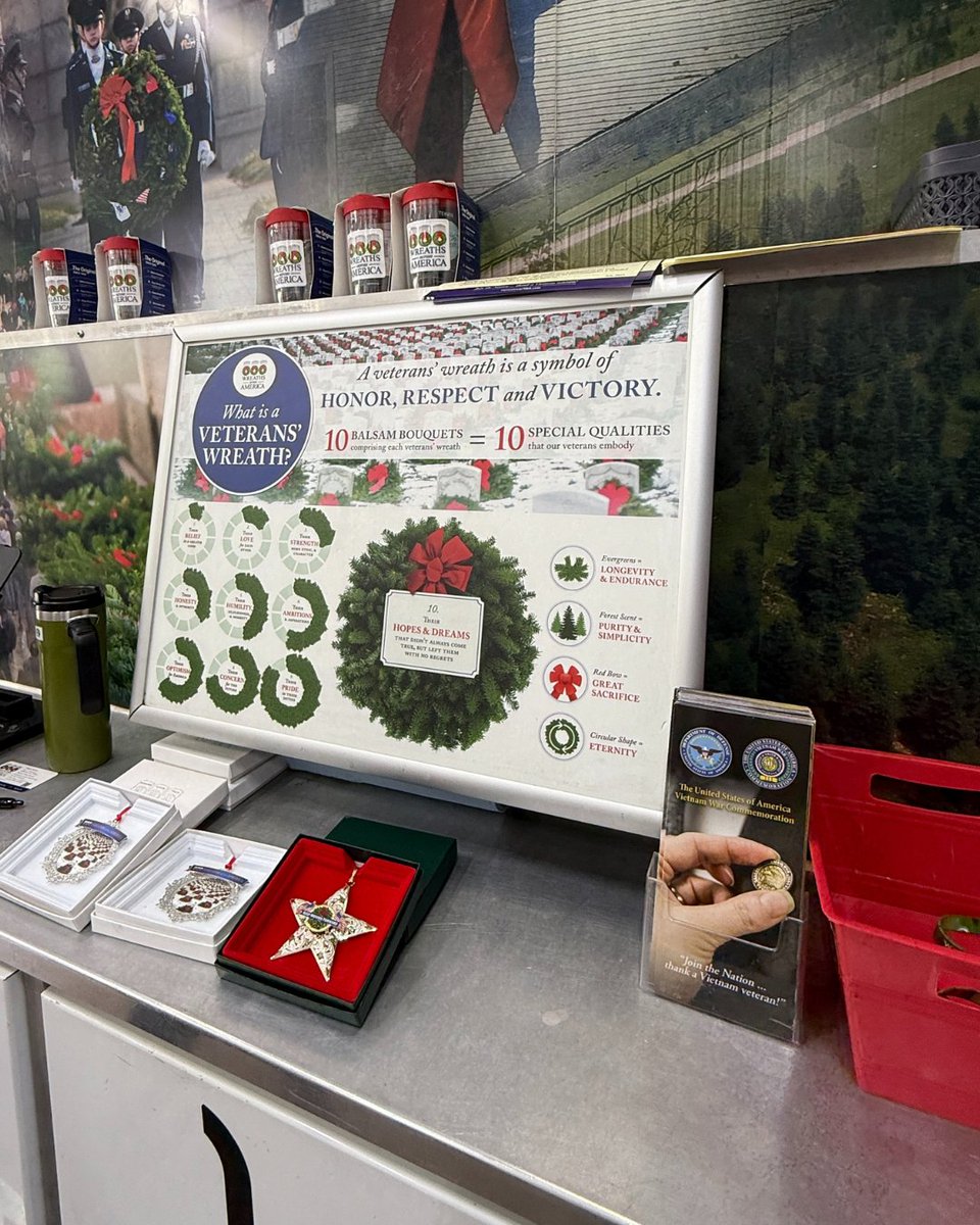 Quantum Health (@quantumhealth1) on Twitter photo Quantum Health proudly welcomed the <a href="/WreathsAcross/">Wreaths Across America</a> Mobile Education Exhibit!
Thanks to our QVETS ERG and Healthcare Warriors®, we honored our nation’s heroes and learned more about the mission behind the wreaths.
Swipe for moments of gratitude, connection and community. Quantum Health proudly welcomed the <a href="/WreathsAcross/">Wreaths Across America</a> Mobile Education Exhibit!
Thanks to our QVETS ERG and Healthcare Warriors®, we honored our nation’s heroes and learned more about the mission behind the wreaths.
Swipe for moments of gratitude, connection and community.