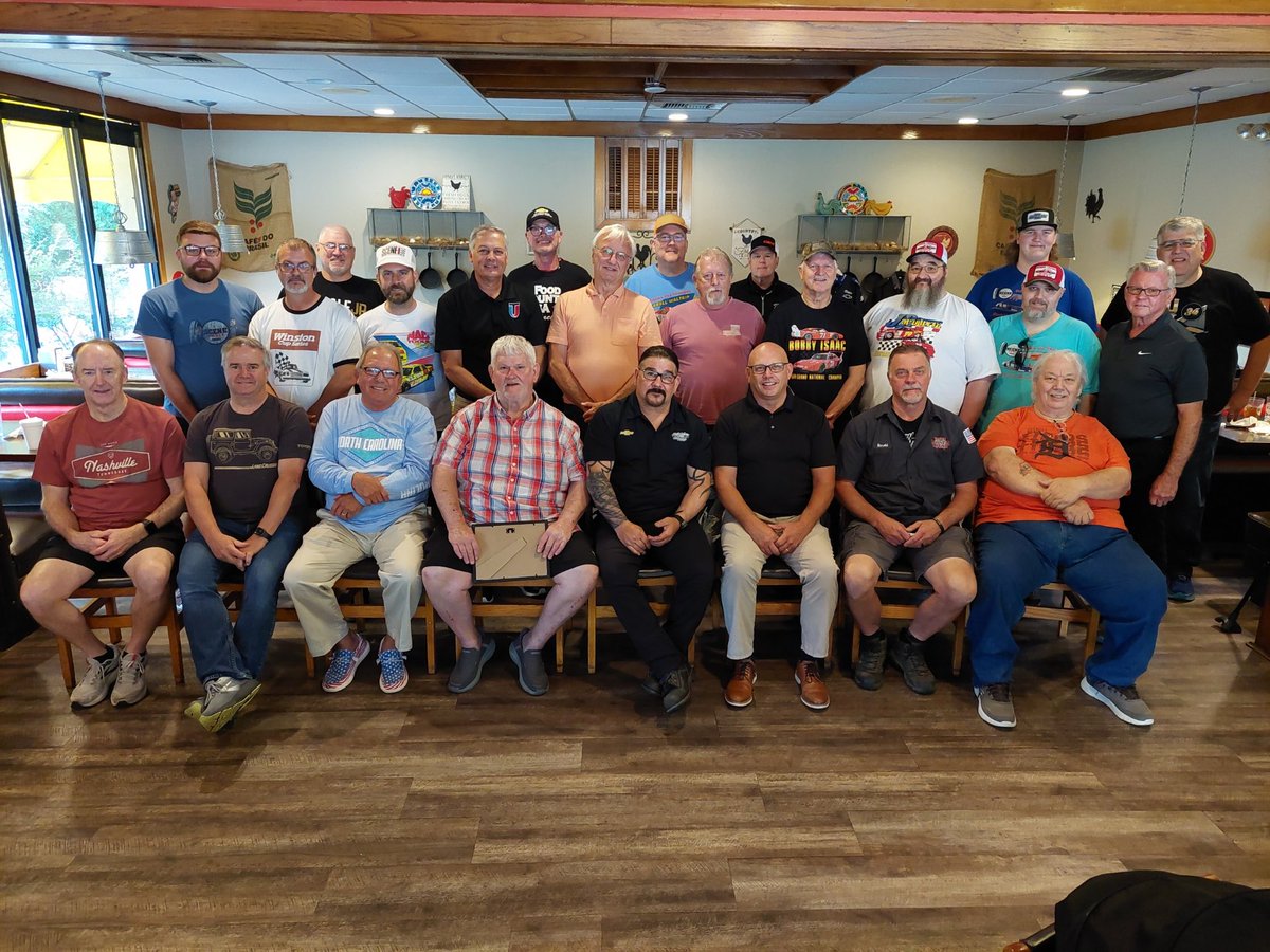 TheSceneVault's tweet image. What has become one of my favorite days of the year was once again a huge success. Thanks to all the listeners AND racers who showed up for our breakfast!