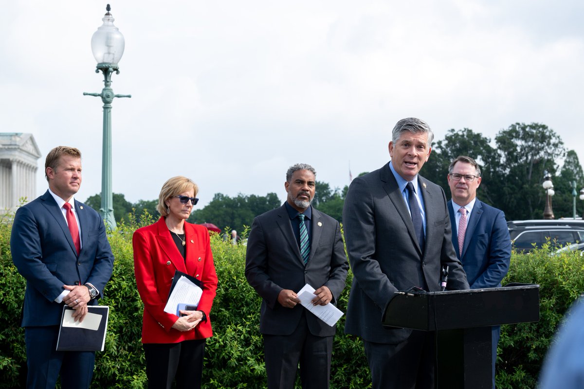 Beer Institute (@beerinstitute) on Twitter photo The CHEERS Act means more jobs, help for local businesses and a strong hospitality sectorāand we couldn't do it without <a href="/RepLaHood/">Darin LaHood</a>'s tireless support.
Thanks for stepping up and helping us fight.
More at CheersAct.org. #CHEERSAct The CHEERS Act means more jobs, help for local businesses and a strong hospitality sectorāand we couldn't do it without <a href="/RepLaHood/">Darin LaHood</a>'s tireless support.
Thanks for stepping up and helping us fight.
More at CheersAct.org. #CHEERSAct