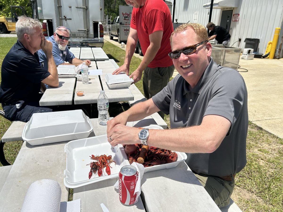 MECOpure's tweet photo. Let the Good Times Boil!🦞🎉
Nothing like a midweek crawfish boil to bring the team together. We boiled up 880 pounds of tasty crawfish, served with plenty of good vibes and great company. Cheers to the incredible people who make MECO innovation possible! #WorkHardPlayHard #Team https://t.co/B1vMiSxiIx